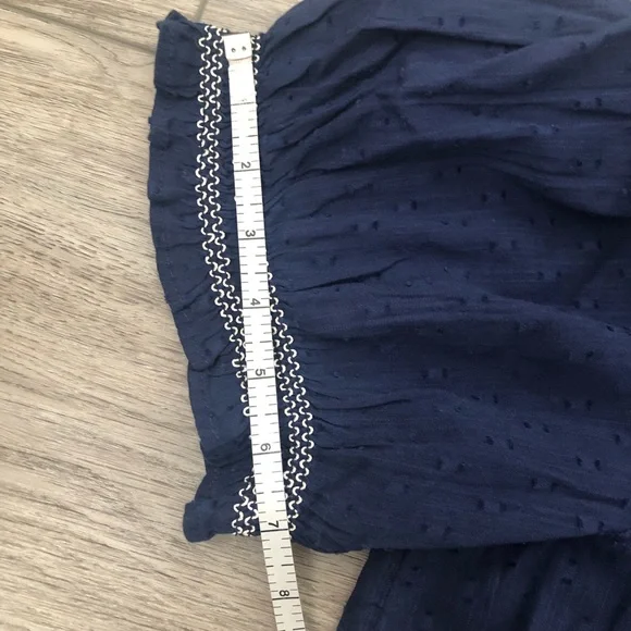 Old Navy Scoop Neck Smocked Blouse Size XL Elastic Neck Off Shoulder Top Navy - Picture 10 of 10